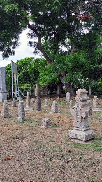 Komplek Makam Tuan Di Kandang