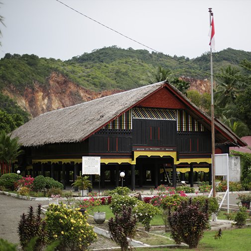 rumoh cut nyak dhien v1